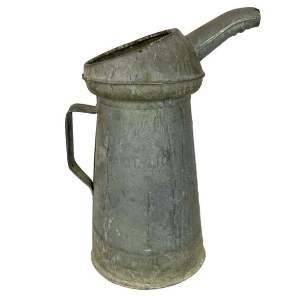 Galvanized Metal Oil Can One Gallon Vintage Weathered Farmhouse Patina - Picture 3 of 7